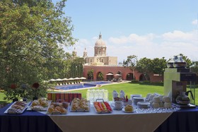 El Diezmo Hotel