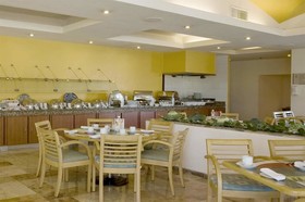 Fiesta Inn Express San Luis Potosí Oriente