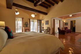 Antigua Capilla Bed and Breakfast