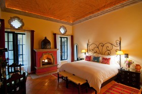 Antigua Capilla Bed and Breakfast