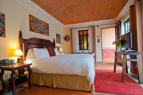 Antigua Capilla Bed and Breakfast