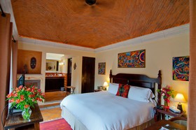 Antigua Capilla Bed and Breakfast