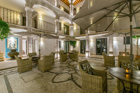 Casa 1810 Hotel Boutique