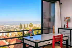 Casa Cinco Patios