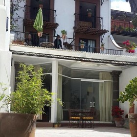 Casa De La Bu