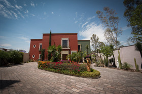 Casa Don Pascual