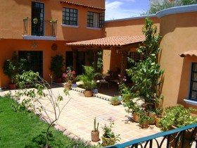 Casa Frida B and B