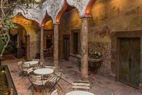 Casa No Name Small Luxury Hotel