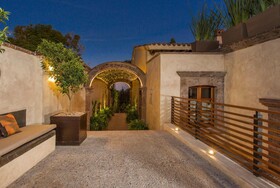 Casa No Name Small Luxury Hotel