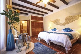 Mansion San Miguel