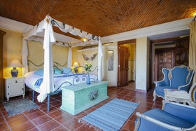 Mansion San Miguel