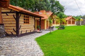 Cabañas Del Bosque by Rotamundos