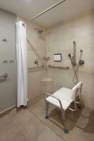 Hyatt Place Monterrey Valle