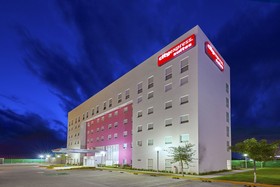 City Express Suites Silao Aeropuerto