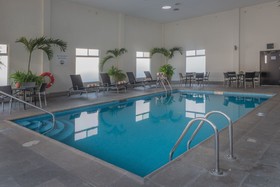 Holiday Inn Express & Suites Leon - Aeropuerto