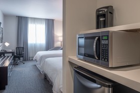 Holiday Inn Express & Suites Leon - Aeropuerto