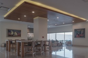 Holiday Inn Express & Suites Leon - Aeropuerto
