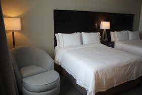 Holiday Inn Express & Suites Leon - Aeropuerto