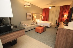 Fiesta Inn Suites Aeropuerto del Bajío Silao