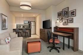 Fiesta Inn Suites Aeropuerto del Bajío Silao
