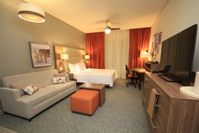 Fiesta Inn Suites Aeropuerto del Bajío Silao