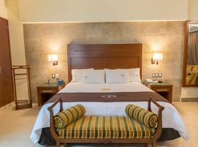 Hotel Ecce Inn