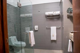Hotel Ecce Inn