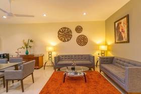 Hotel Ecce Inn