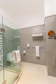 Hotel Ecce Inn