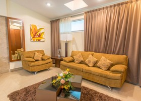 Hotel Ecce Inn