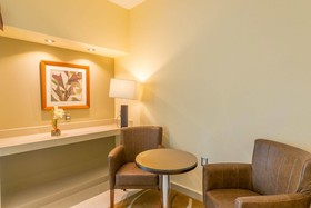 Hotel Ecce Inn