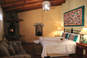Casona De Manzano B&B