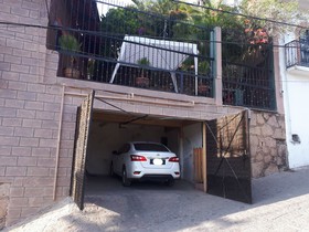 Casa Bugambilias