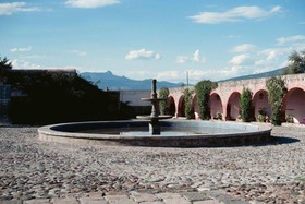 Santa Maria Xalostoc