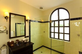 Guaycura Boutique Hotel, Beach Club & Spa