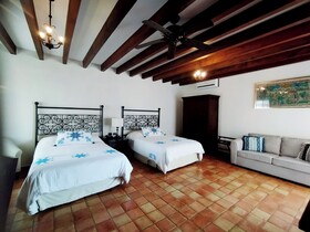 Guaycura Boutique Hotel, Beach Club & Spa