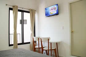 Acacia Hotel
