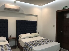 Hotel Plaza Amalia