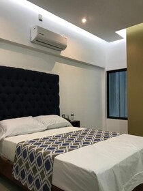 Hotel Plaza Amalia