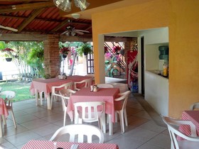 Uke Inn Hotel & Suites Teran