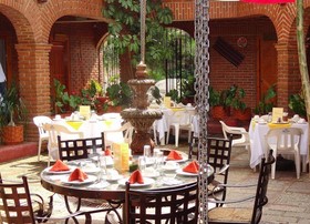 Hotel Valle Dorado