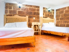 Hotel Del Centro by OYO Rooms
