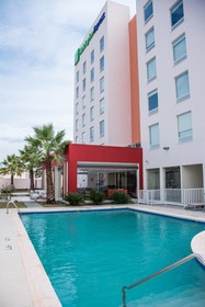 Holiday Inn Express Guadalajara Aeropuerto