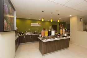 Holiday Inn Express Guadalajara Aeropuerto