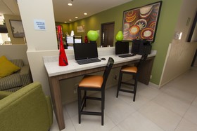 Holiday Inn Express Guadalajara Aeropuerto