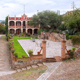 Hotel Centenario Los Arroyitos