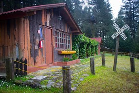 Los Vagones Cabanas Restaurante Bar