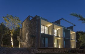 Hotel Huayacán