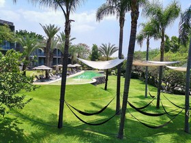 Hotel Huayacán