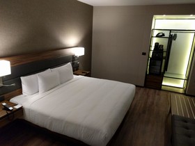 AC Hotel Santa Fe, Mexico